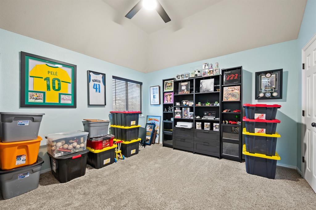 4008 Falcon Ridge Drive Haltom City, TX 76137 - Photo 28 of 32