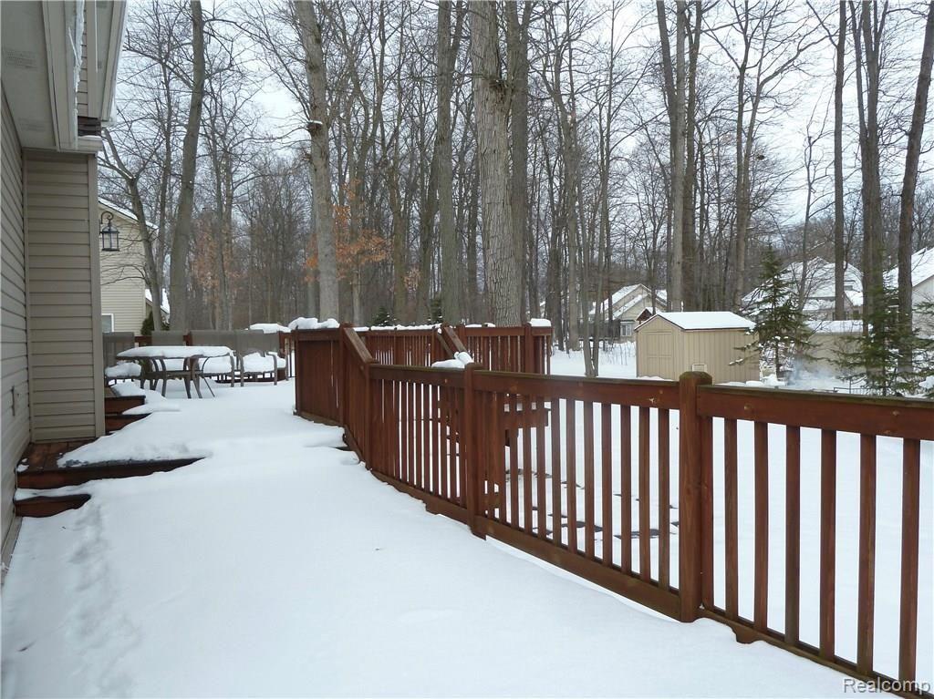 1378 Remsing Street Hartland, MI 48353 - Photo 44 of 52 Deck