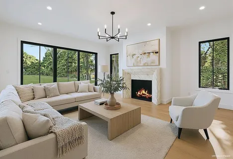 $6,995,000 | 126 Long Lane, East Hampton, NY 11937