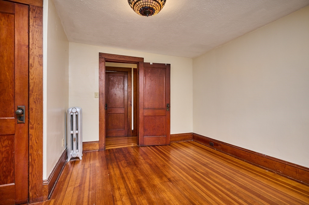 9 McClure Street Amherst, MA 01002 - Photo 15 of 32
