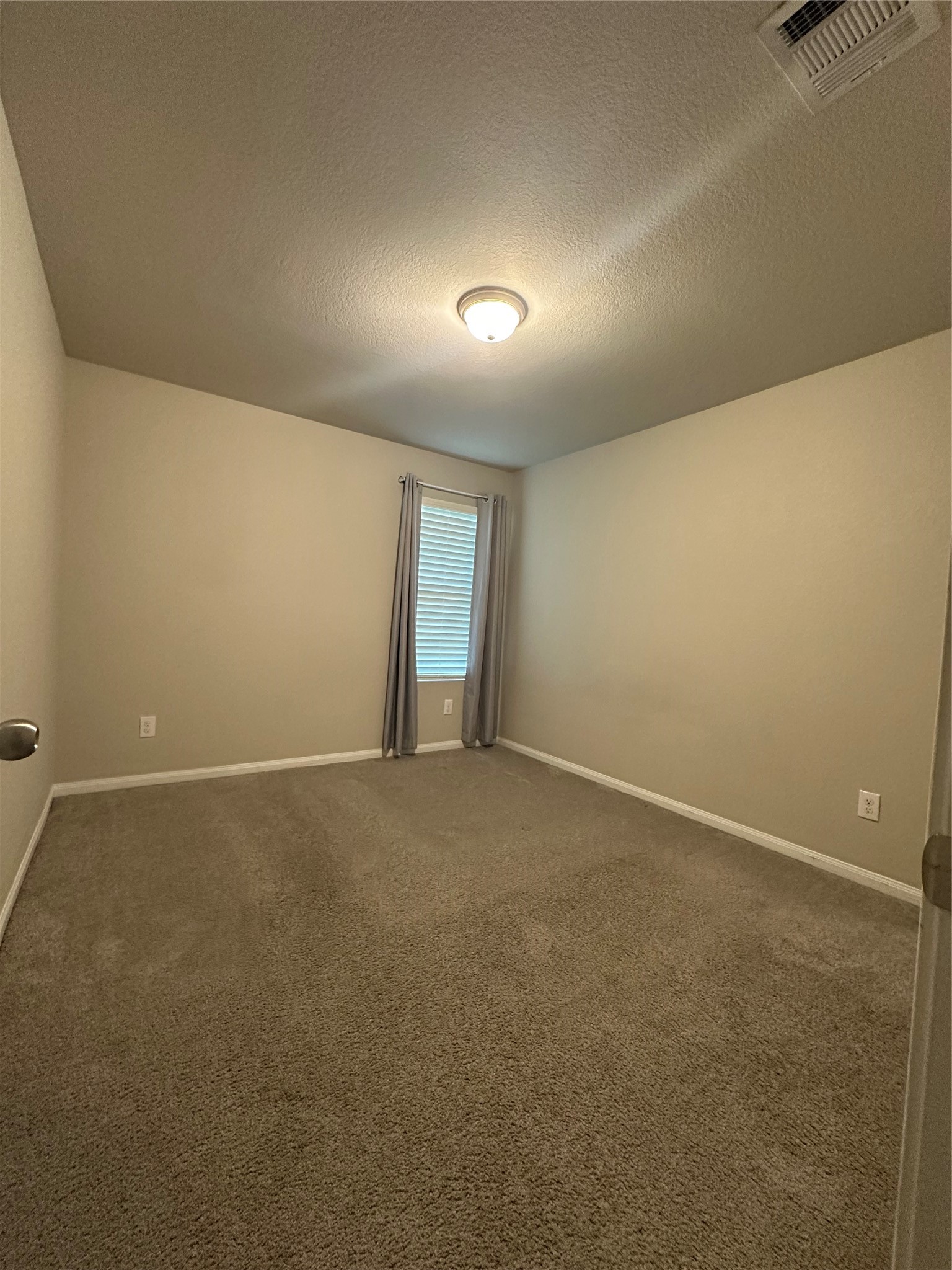 627 West Live Oak Street Angleton, TX 77515 - Photo 10 of 12 a view of empty room