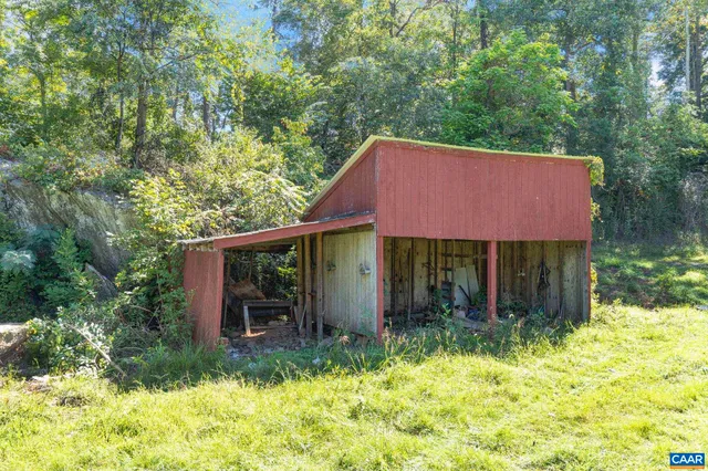 $995,000 | 318 Miller School Road, Charlottesville, VA 22903