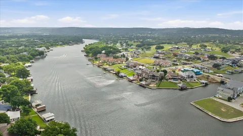 $1,775,000 | 208 Marina Bluff, Kingsland, TX 78639