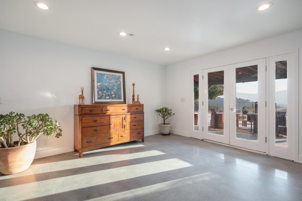 20459 Panoche Road Paicines, CA 95043 - Photo 17 of 50 Gallery Image 17