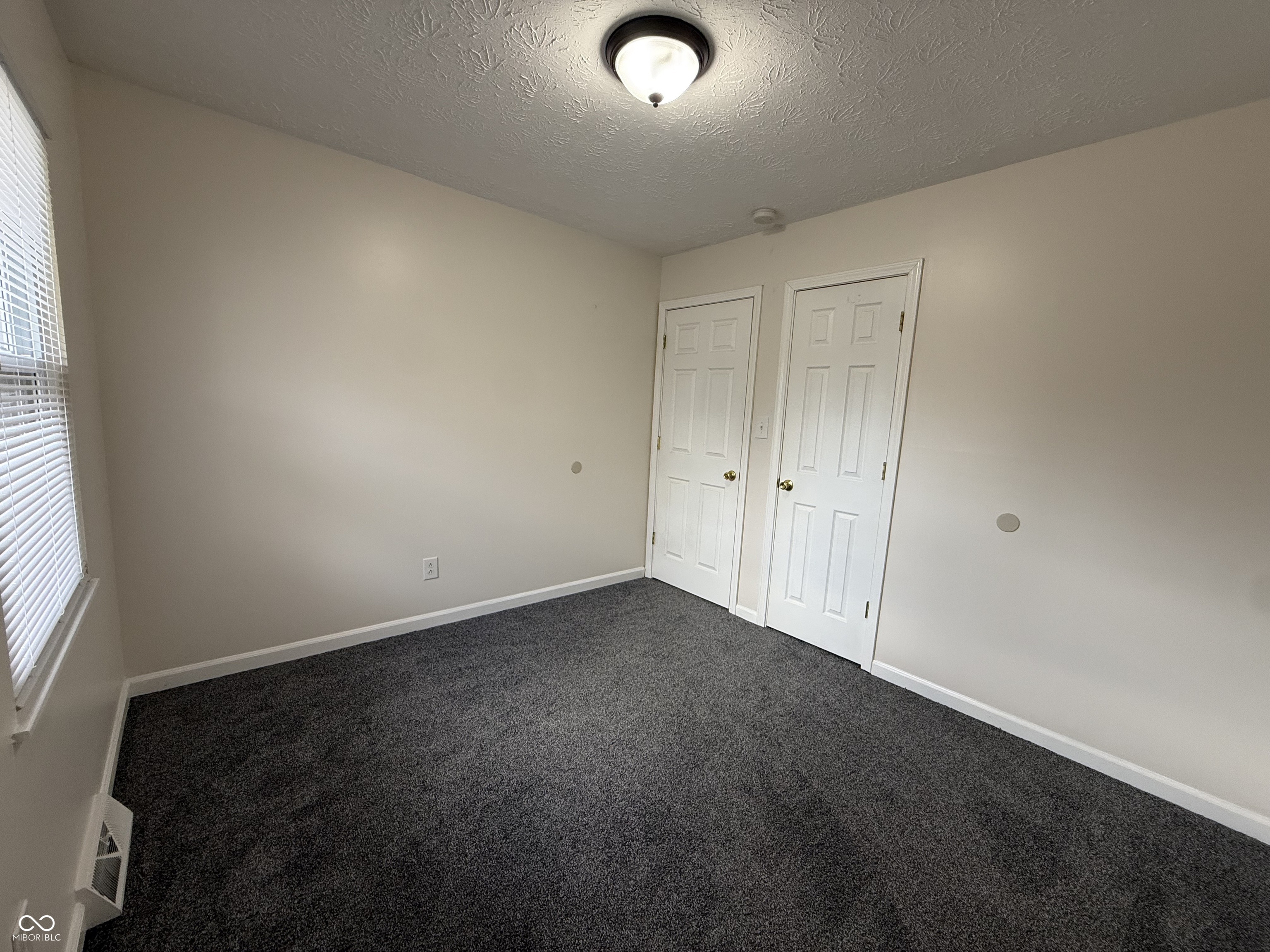 7546 Miracle Road Indianapolis, IN 46237 - Photo 11 of 38