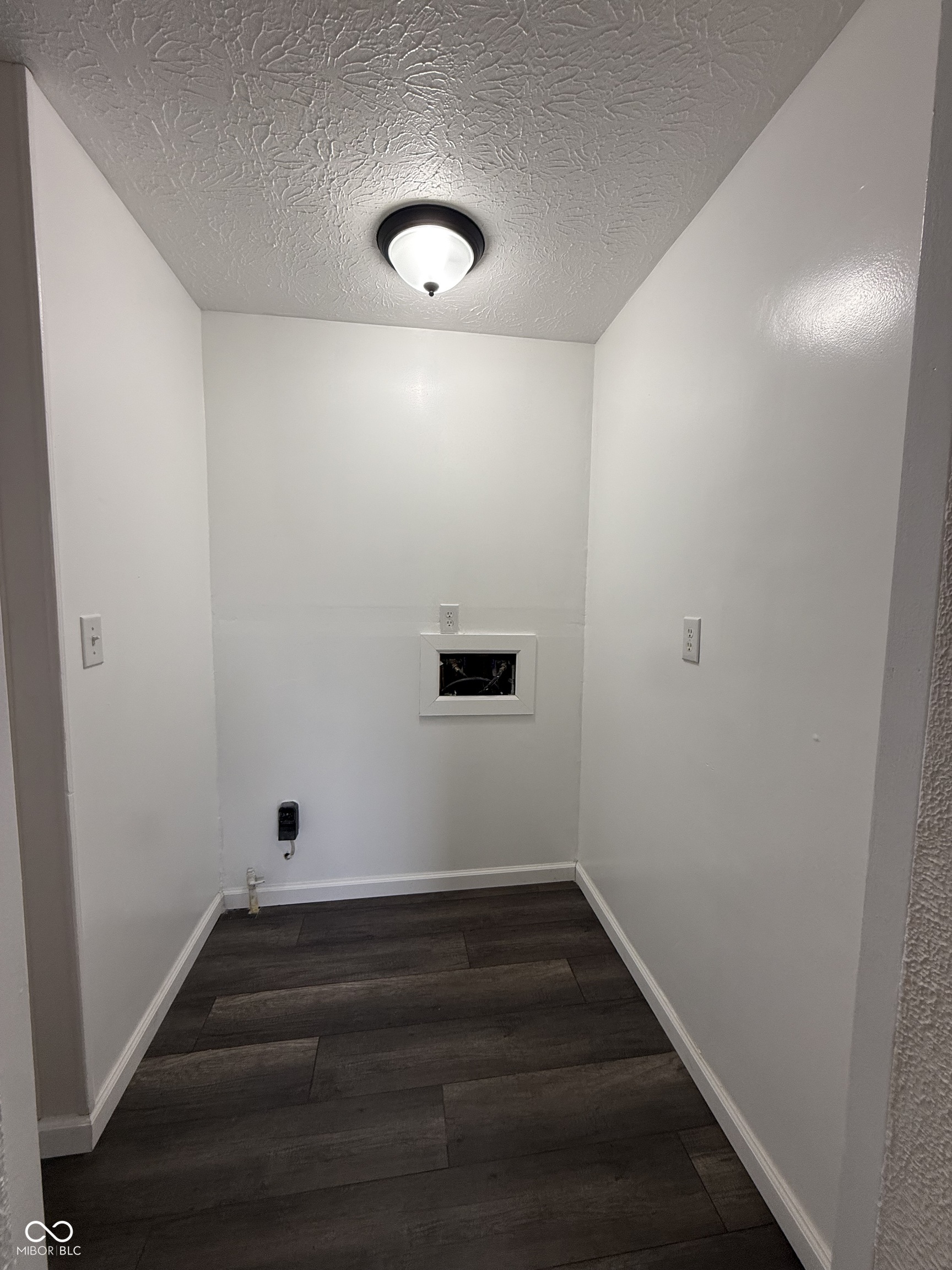 7546 Miracle Road Indianapolis, IN 46237 - Photo 23 of 38