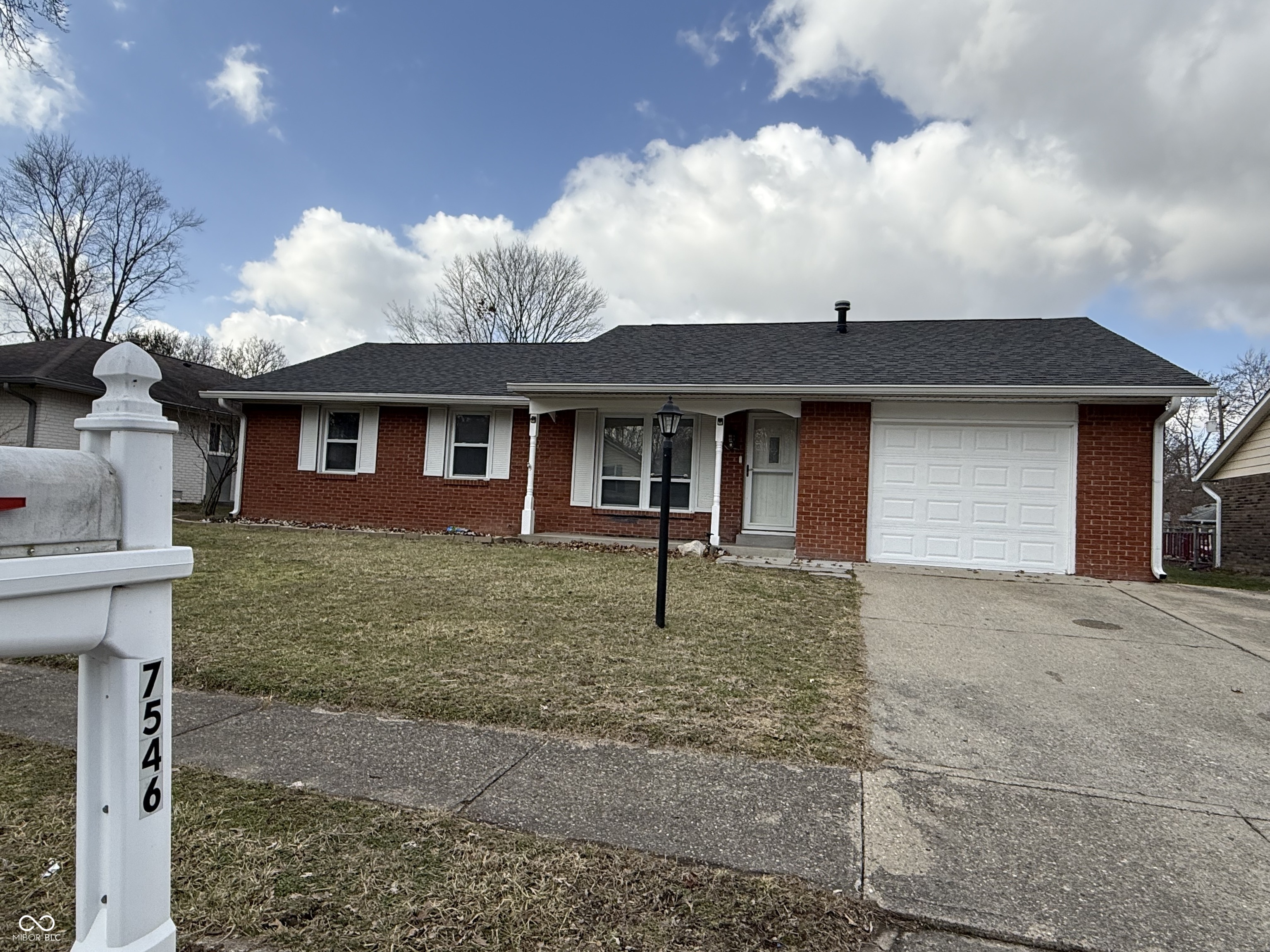 7546 Miracle Road Indianapolis, IN 46237 - Photo 35 of 38