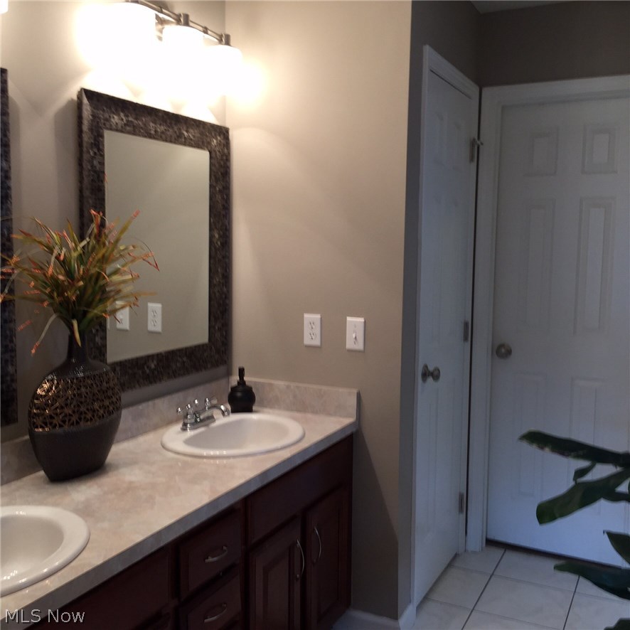 11525 Riding Trail Painesville, OH 44077 - Photo 25 of 30 Gallery Image 25
