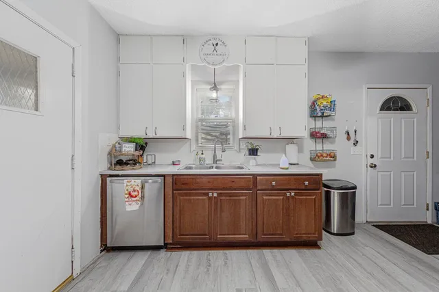 $265,000 | 626 4th Avenue Northwest, Faribault, MN 55021