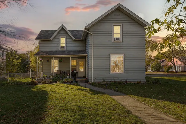 $265,000 | 626 4th Avenue Northwest, Faribault, MN 55021