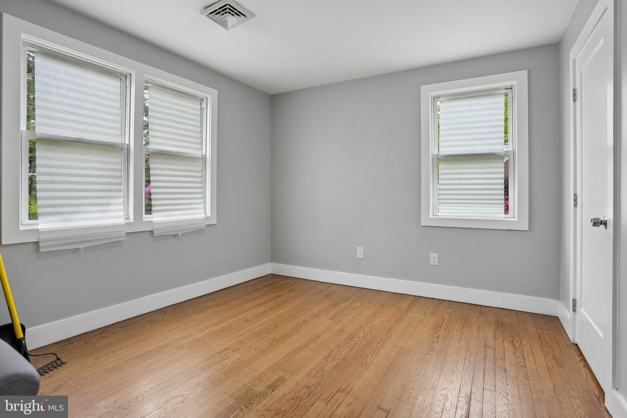 3 Lakeside Lane Carneys Point, NJ 08069 - Photo 11 of 23 Gallery Image 11