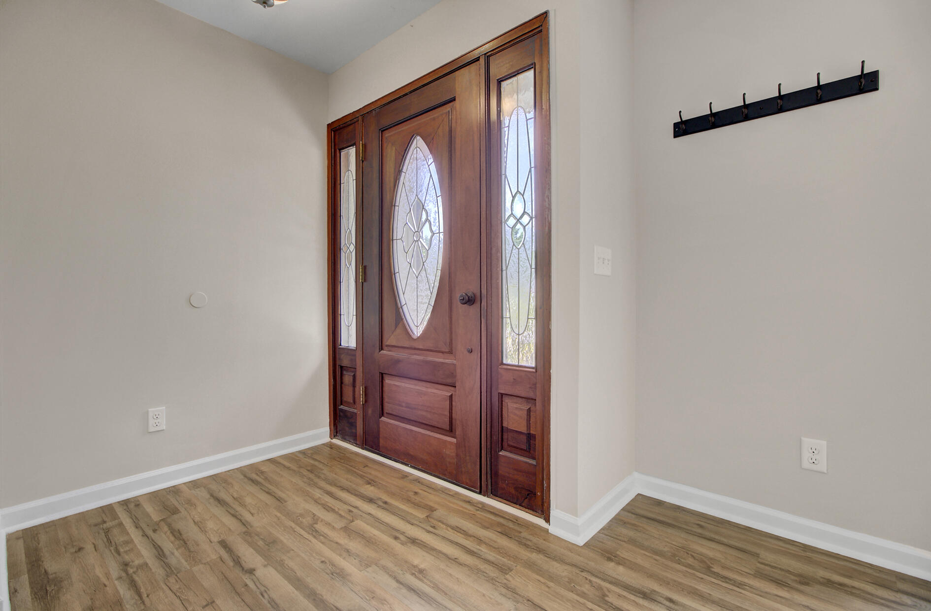 168 Tall Pines Road Ladson, SC 29456 - Photo 7 of 38 6
