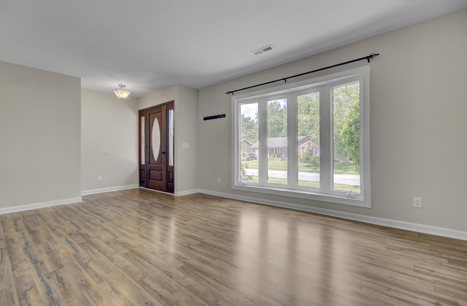 168 Tall Pines Road Ladson, SC 29456 - Photo 10 of 38 9