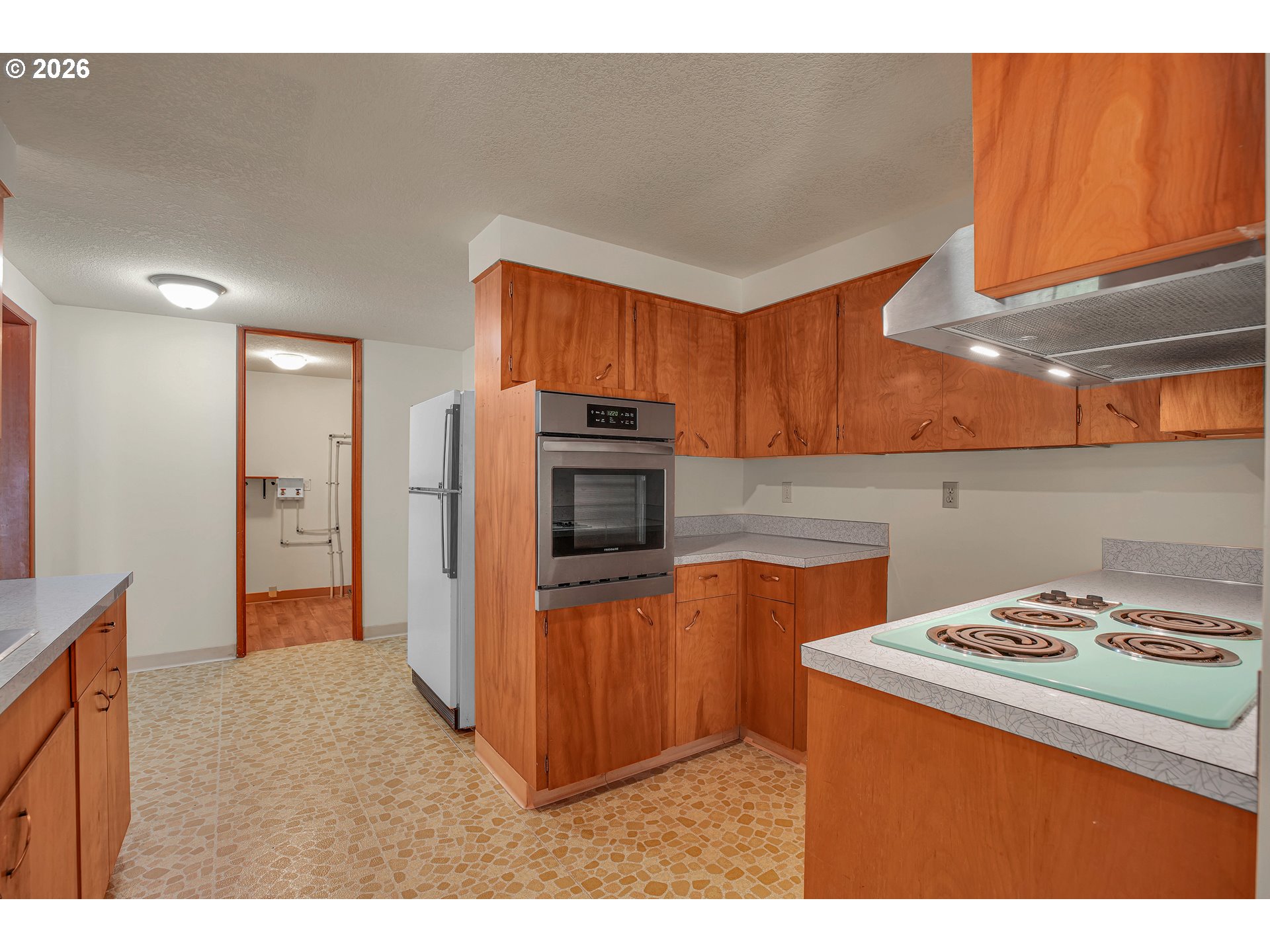 17055 Southeast Webster Road Portland, OR 97267 - Photo 14 of 45 Gallery Image 14