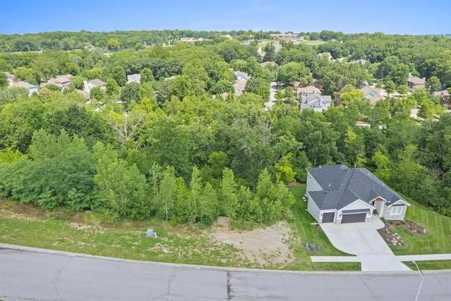 $106,500 | 208 East 122nd Street, Kansas City, MO 64145