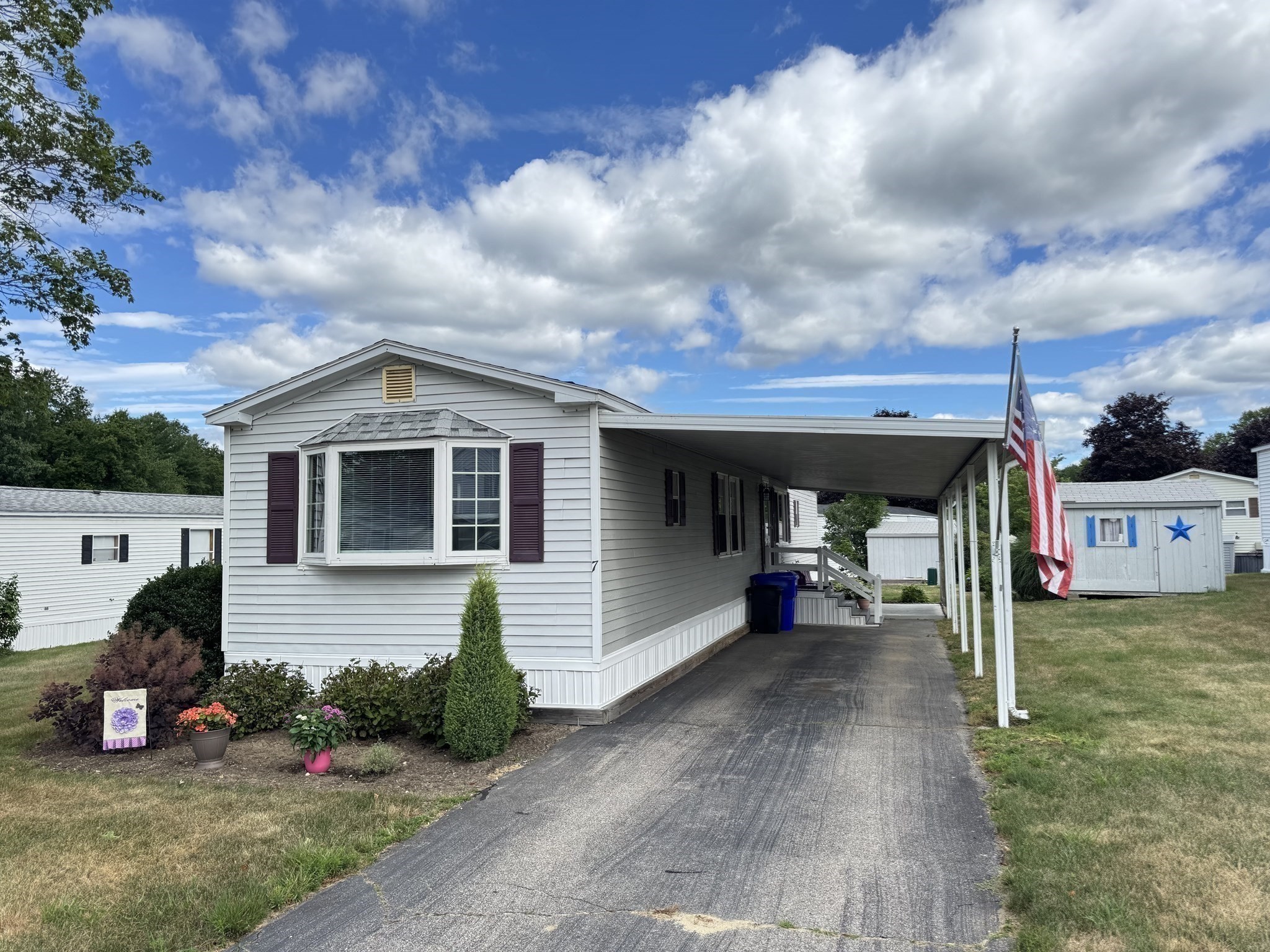 7 Minute Man Road Taunton, MA 02780 - Photo 3 of 39 Gallery Image 3
