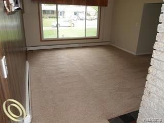 197 Ruppert Street Commerce Township, MI 48382 - Photo 3 of 24 Living room.jpg