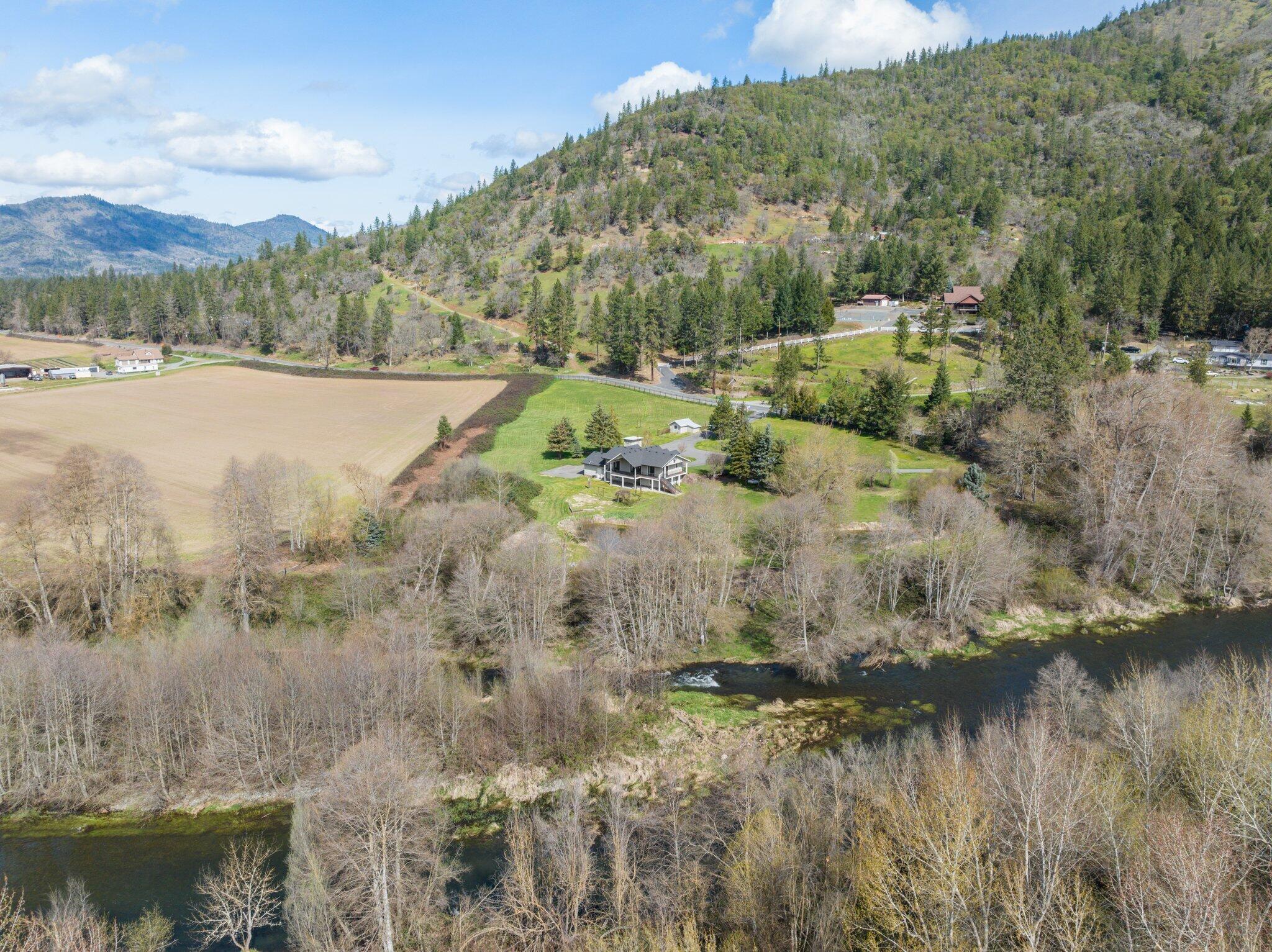 10999 North Applegate Road Grants Pass, OR 97527 - Photo 68 of 96 42-web-or-mls-DJI_0466