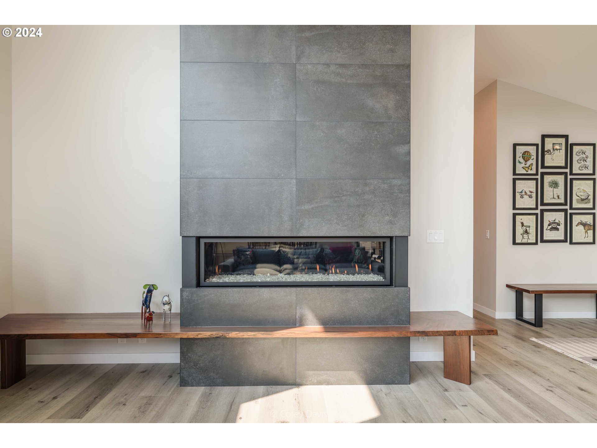 8760 Mariners Nehalem, OR 97131 - Photo 11 of 40 a living room with furniture and wooden floor