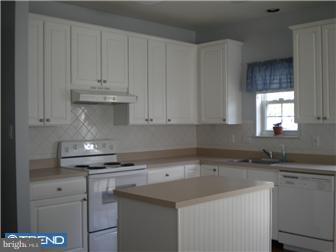 7 Nottingham Way Mount Laurel, NJ 08054 - Photo 4 of 12 Gallery Image 4