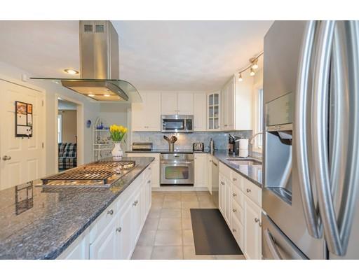 11 Byfield Road Groveland, MA 01834 - Photo 3 of 29 Gallery Image 3