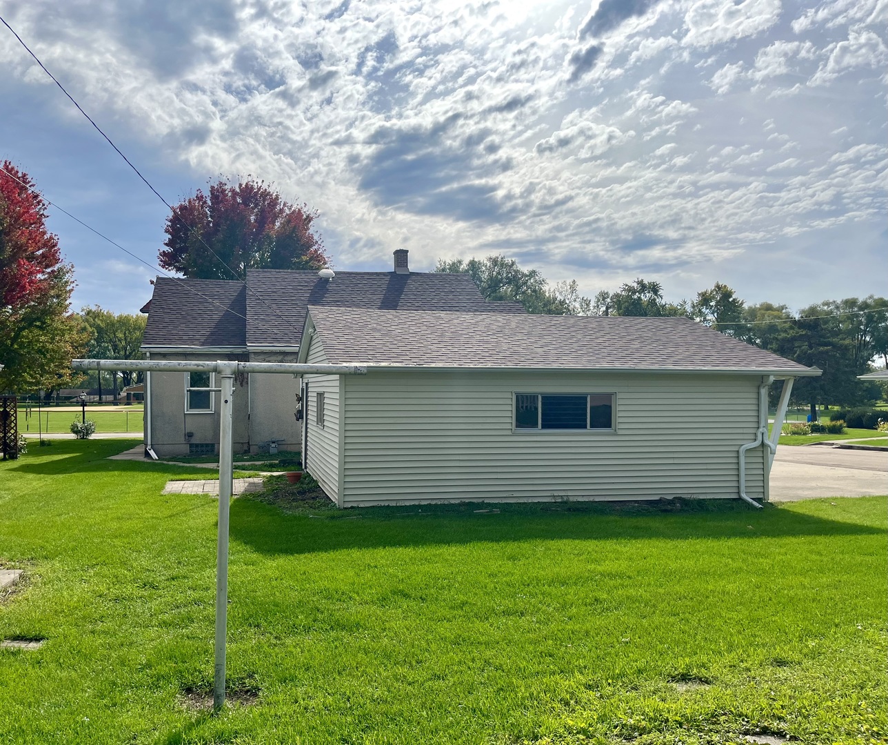630 West Devlin Street Spring Valley, IL 61362 - Photo 32 of 35