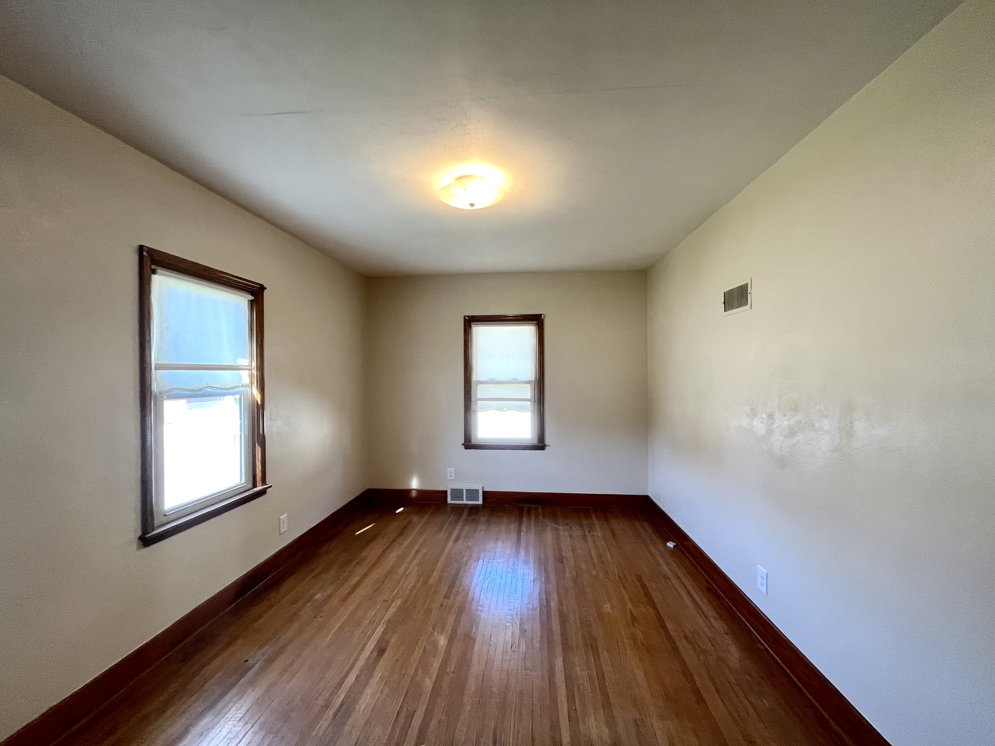 630 West Devlin Street Spring Valley, IL 61362 - Photo 10 of 35