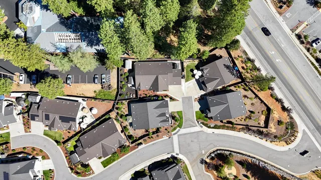 $695,000 | 306 Lone Jack Court, Unit 24, Grass Valley, CA 95945