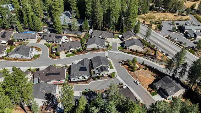 $695,000 | 306 Lone Jack Court, Unit 24, Grass Valley, CA 95945