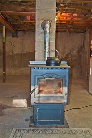 118 Peck Brothers Road Monson, MA 01057 - Photo 23 of 26 a stove top oven sitting inside of a kitchen
