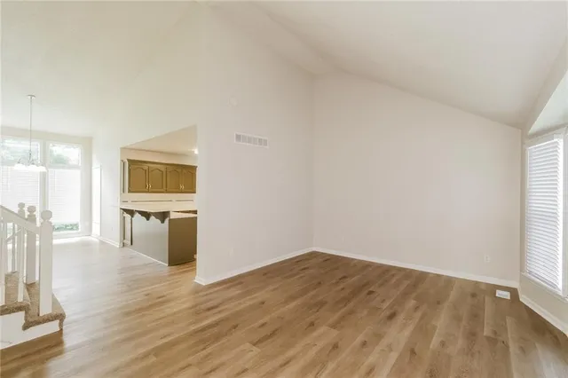 $2,325 | 7201 East 134th Terrace, Grandview, MO 64030