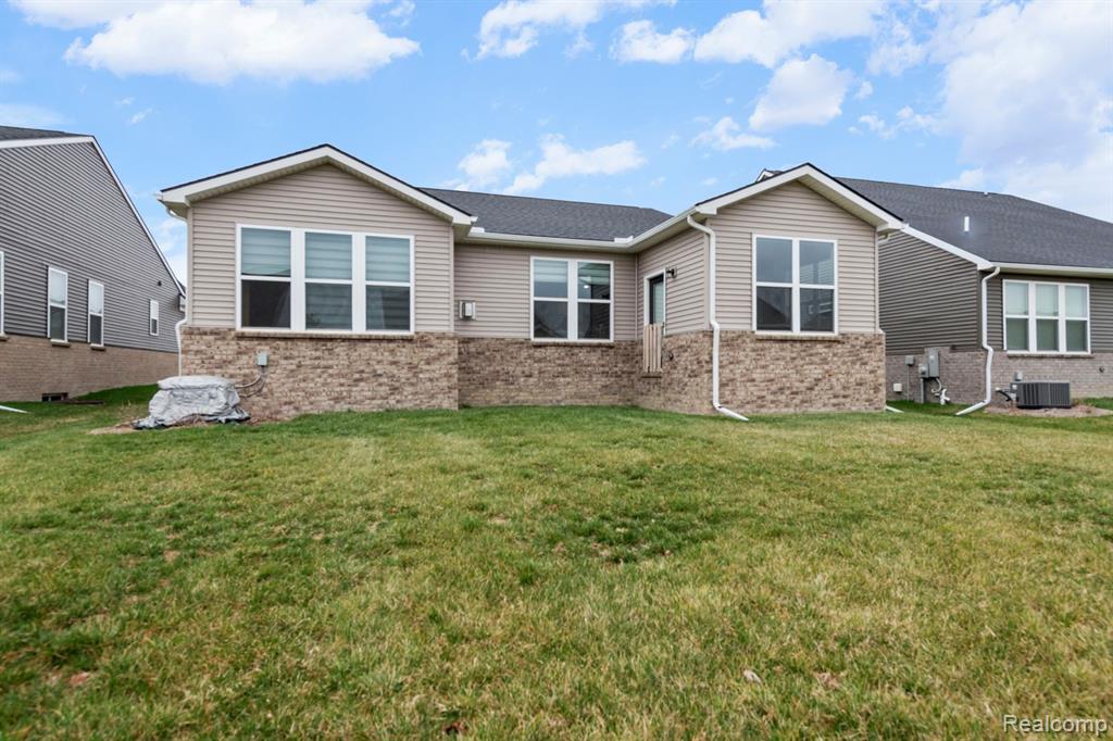 50109 Ogden Road Canton, MI 48188 - Photo 35 of 36