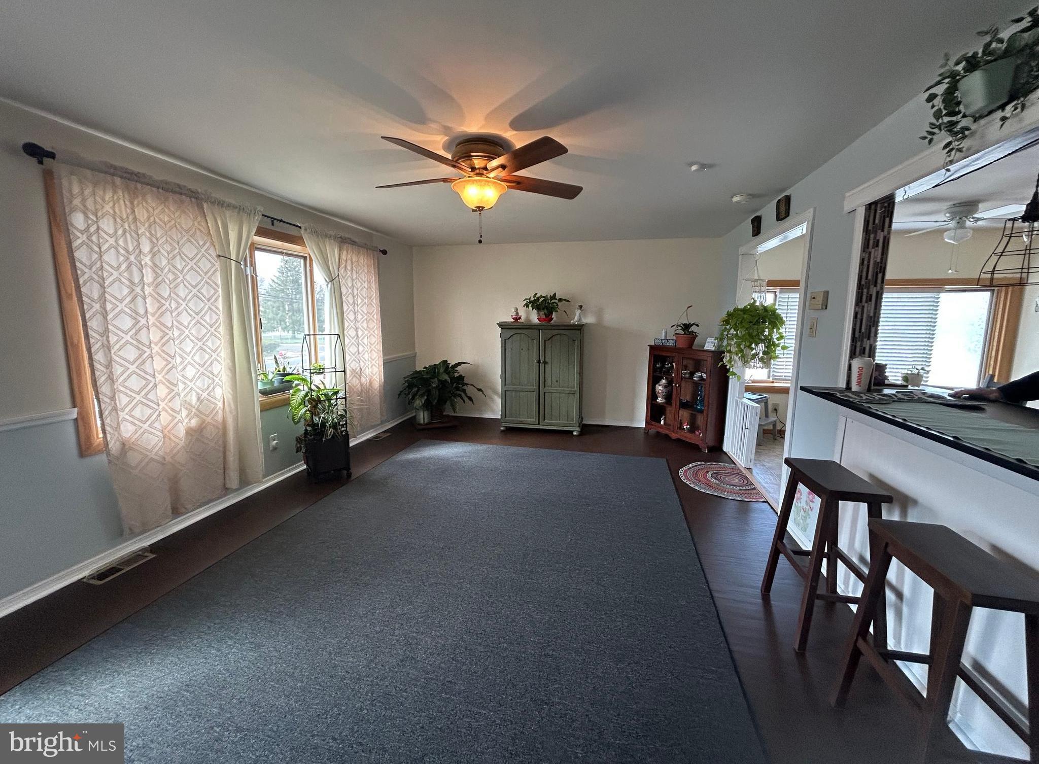 1303 Salem Road Burlington, NJ 08016 - Photo 8 of 14 Gallery Image 8
