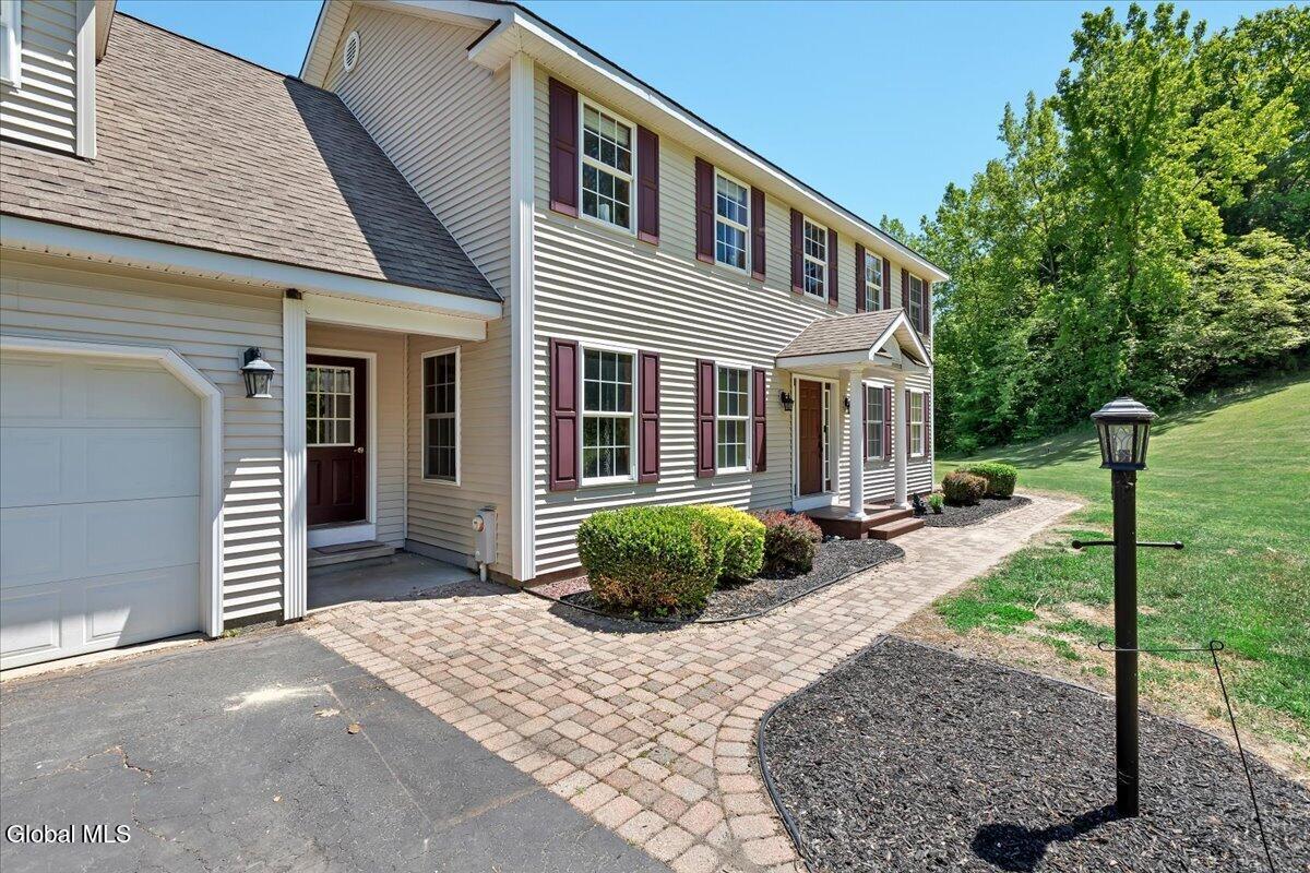 1033 Farm To Market Road Schaghticoke, NY 12154 - Photo 4 of 69 04-1033 old Schaghticoke rd-4