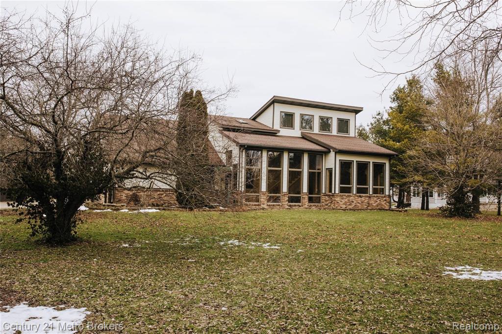 8313 East Potter Road Davison, MI 48423 - Photo 1 of 50