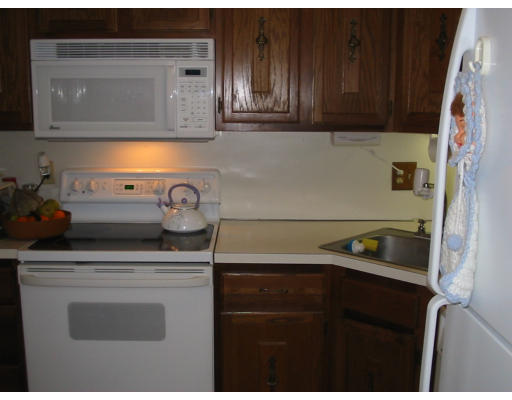 151 Providence Road, Unit A Grafton, MA 01519 - Photo 4 of 12 Gallery Image 4