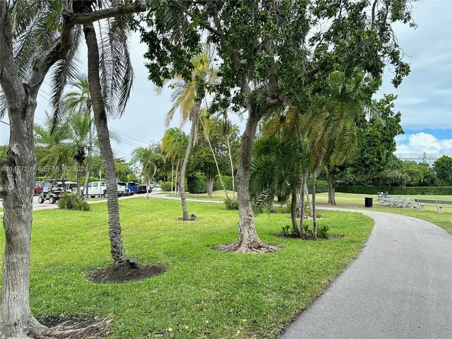 $2,400 | Village of Key Biscayne, Key Biscayne, FL 33149