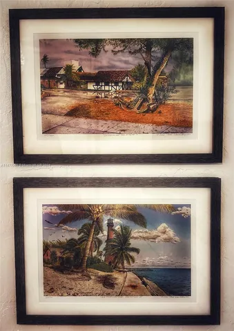 a black and white photo of a painting