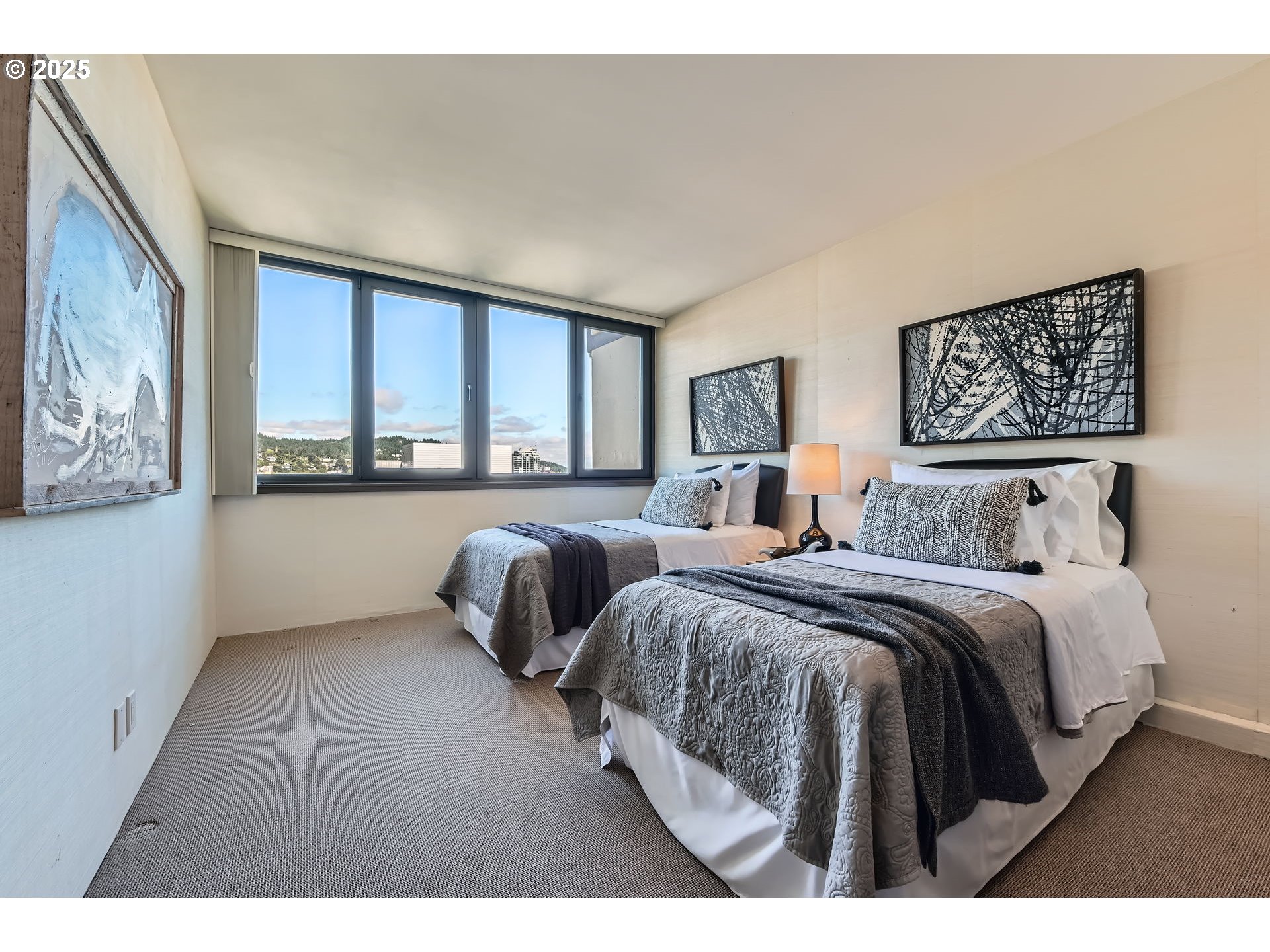 255 Southwest Harrison Street, Unit 21D Portland, OR 97201 - Photo 21 of 39 Bedroom