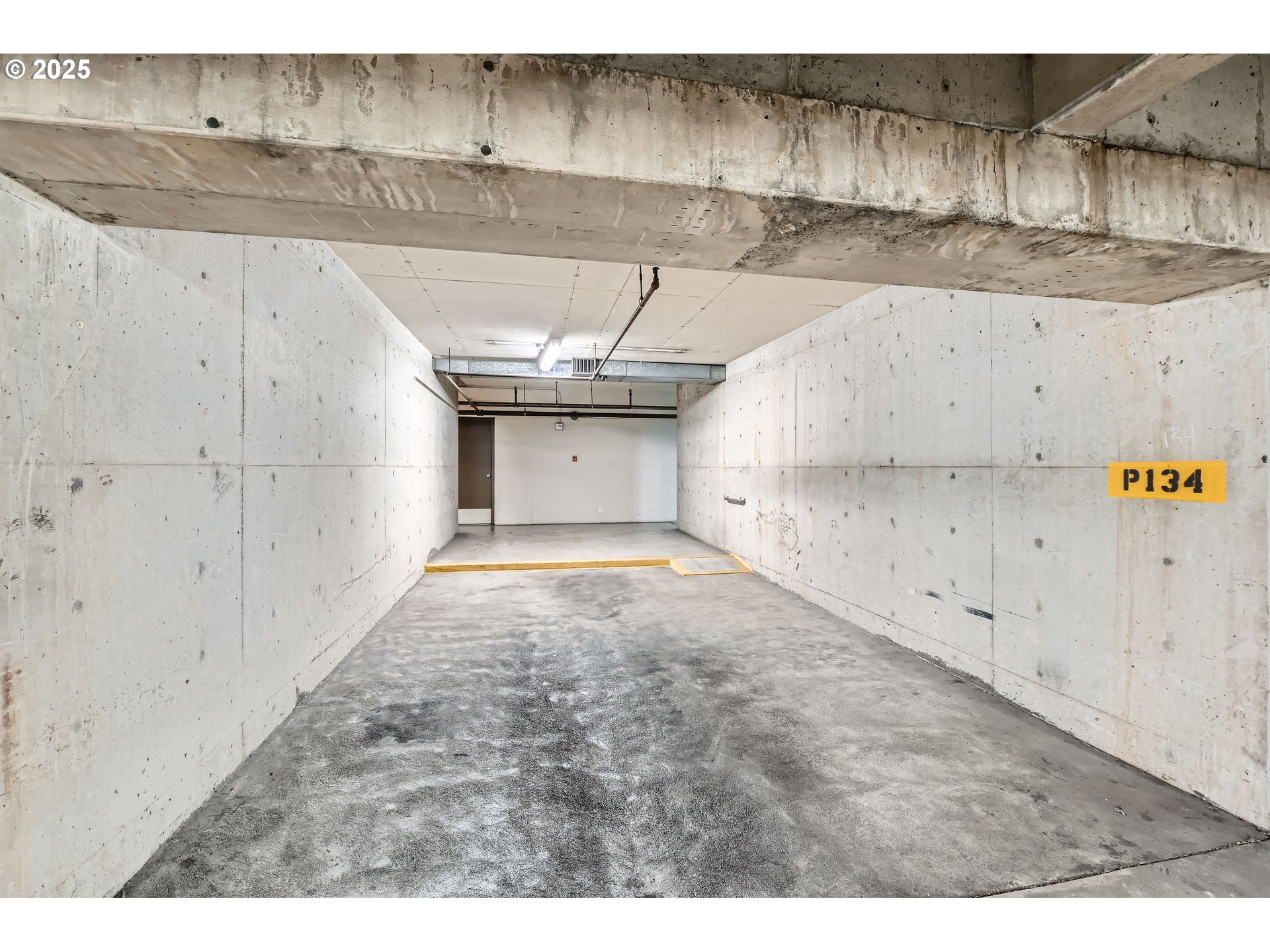 255 Southwest Harrison Street, Unit 21D Portland, OR 97201 - Photo 29 of 39 Parking