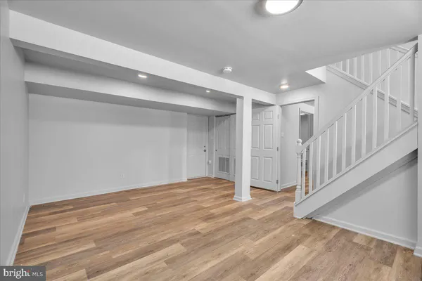 $3,700 | 318 10th Street, Newtonville, NJ 08346