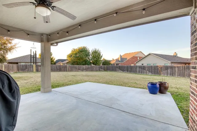 $2,995 | 8801 Cassidy Lane, Aubrey, TX 76227