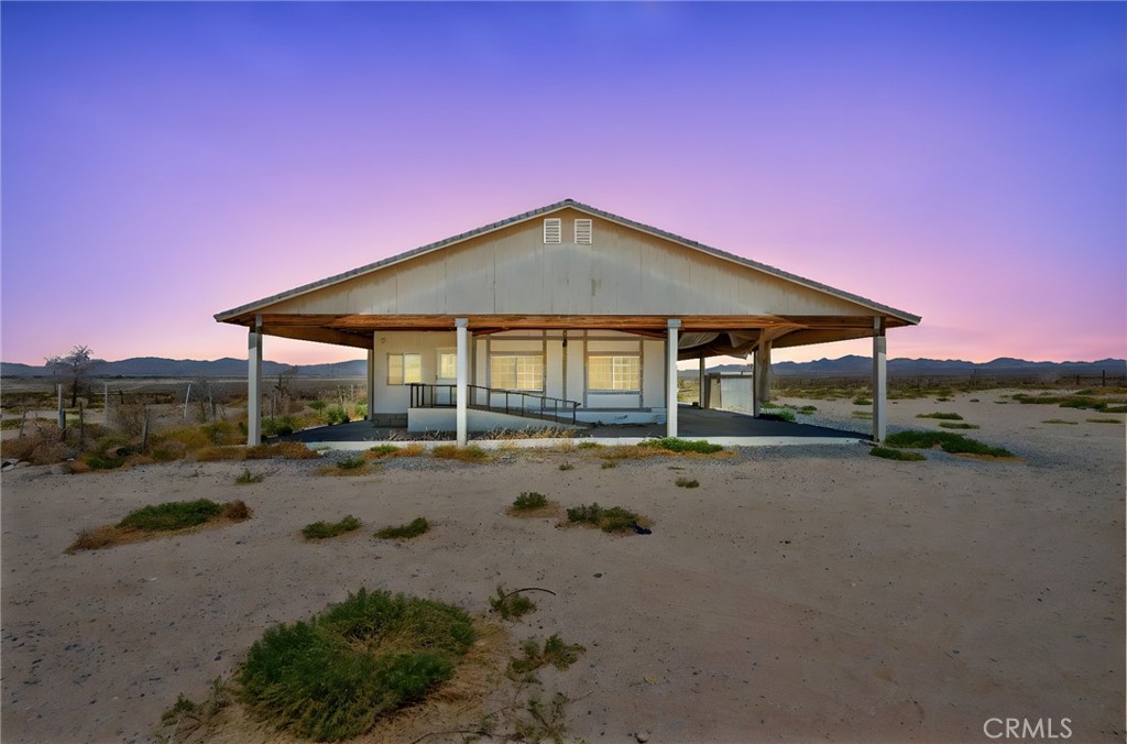 36990 Cambria Road Lucerne Valley, CA 92356 - Photo 3 of 47