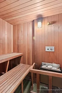 $730,000 | 814 Saylor Avenue, Elmhurst, IL 60126