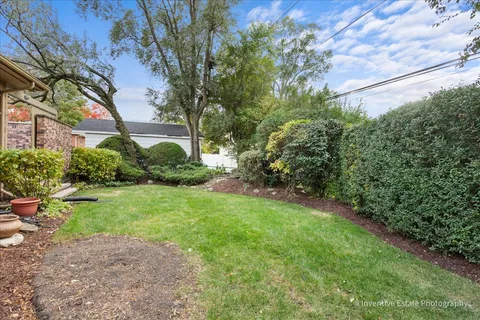 $730,000 | 814 Saylor Avenue, Elmhurst, IL 60126