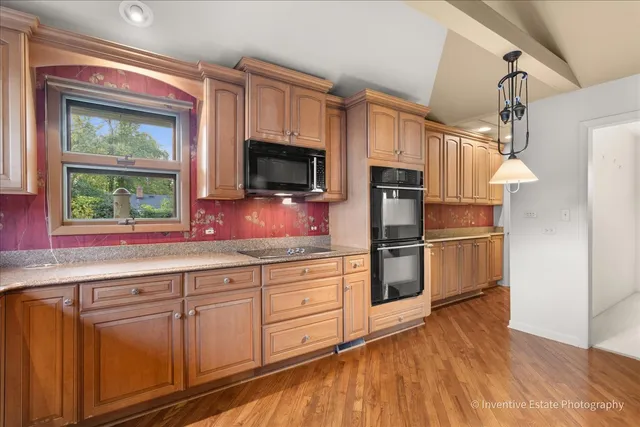 $730,000 | 814 Saylor Avenue, Elmhurst, IL 60126