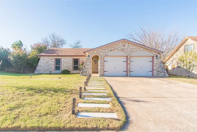 $2,100 | 501 Greenway Drive, Pflugerville, TX 78660