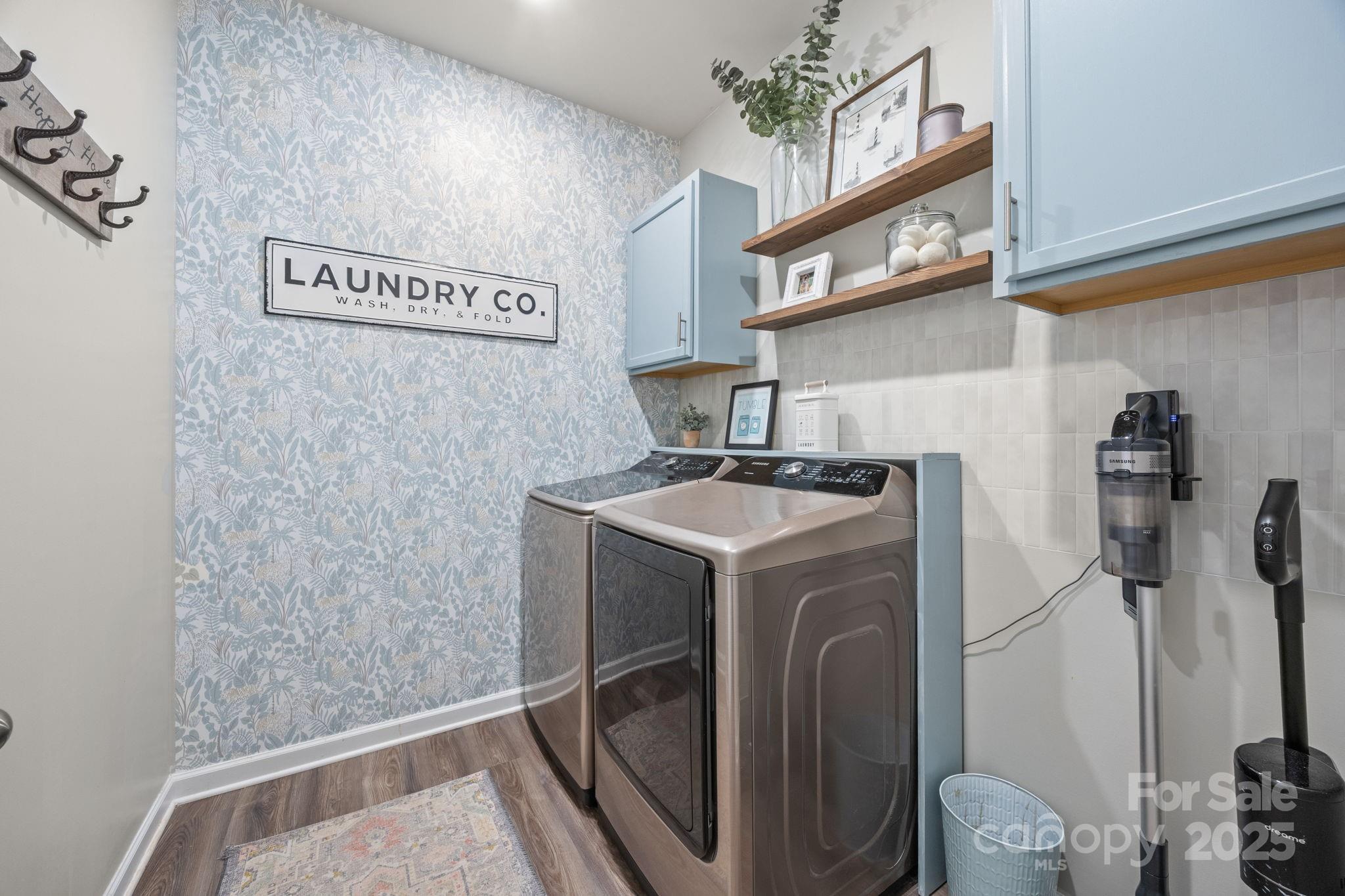 567 Sitka Drive York, SC 29745 - Photo 23 of 40 a utility room with dryer and washer