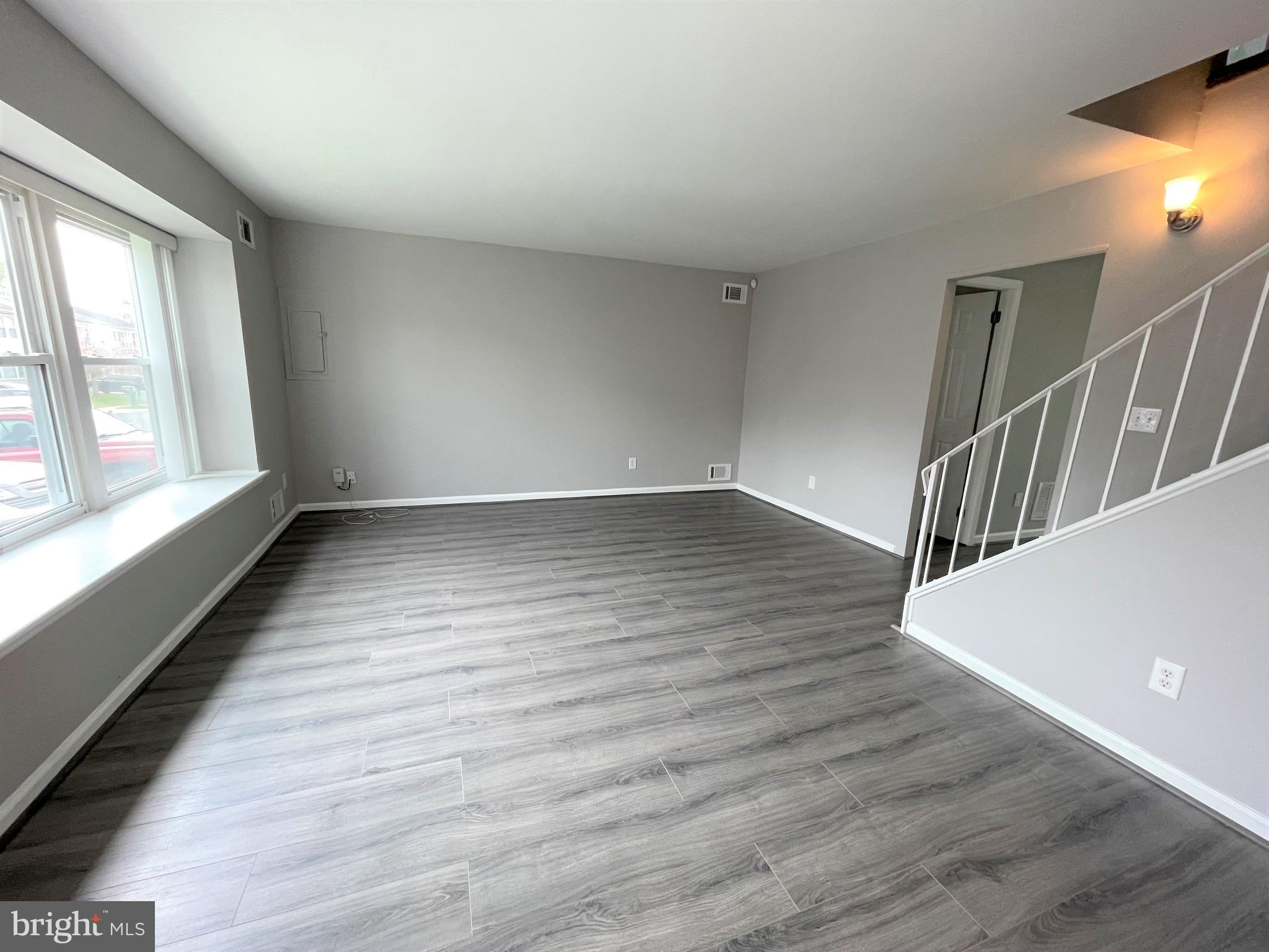 7 Acrux Court Sewell, NJ 08080 - Photo 4 of 22