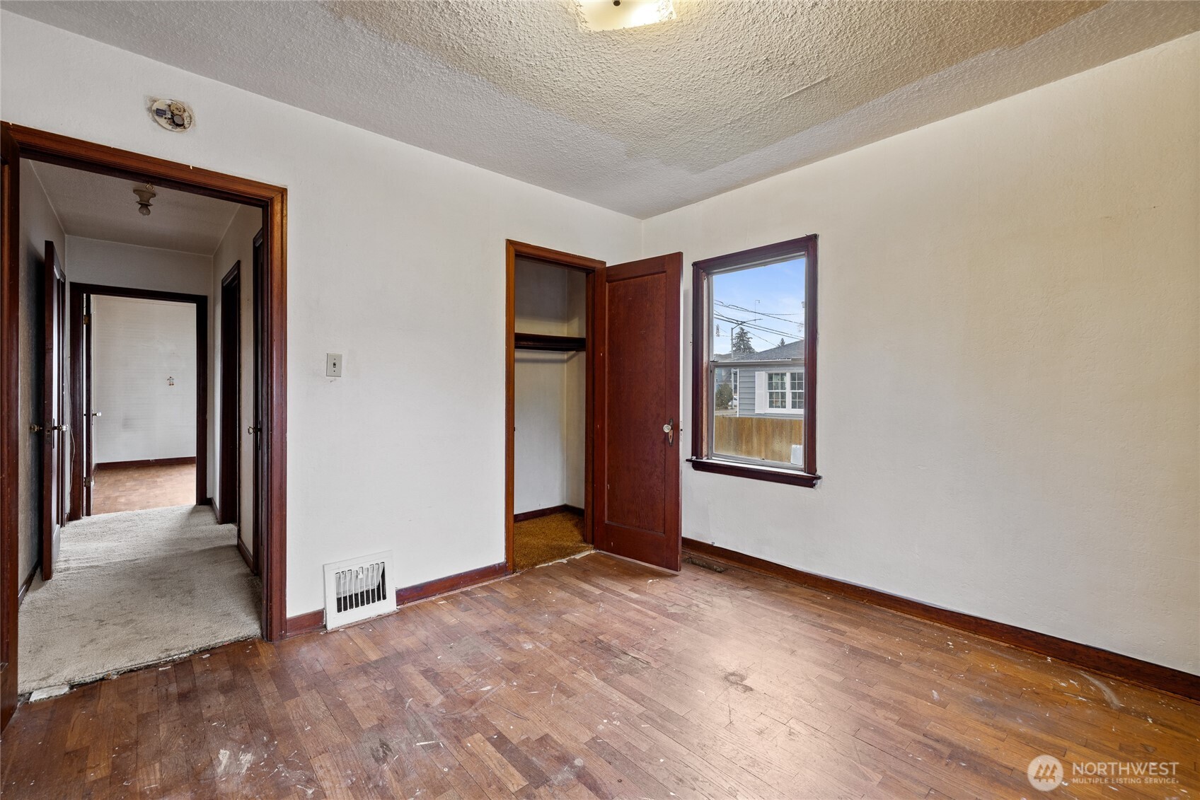 125 South 64th Street Tacoma, WA 98408 - Photo 18 of 39